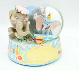 Rare Disney Dumbo " Rock A Bye Baby " Musical Snow Globe By Hastings Thomas