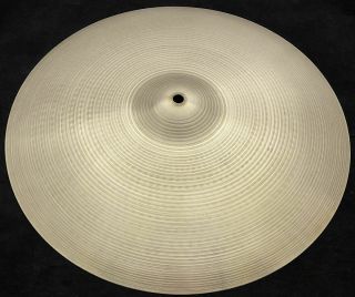 Vintage 16 " Zildjian Avedis Crash Cymbal