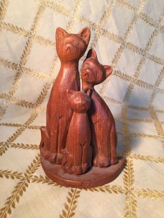 Vintages Hand Carved Wooden Trio Of Cats Figurine Mid Century Very Cute