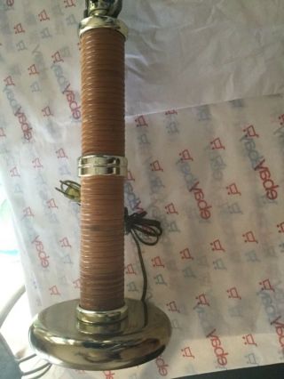 VINTAGE Mid - Century Modern Bamboo Rattan Table Lamp w/ Brass Accents - 15”T 3