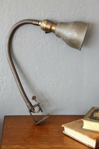 Vintage Industrial Light Articulating Machine Shop Bench Lamp Lathe Drafting Etc