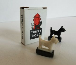 Vtg Magnetic Tricky Dogs Black & White Scotty Westy Dog Novelty