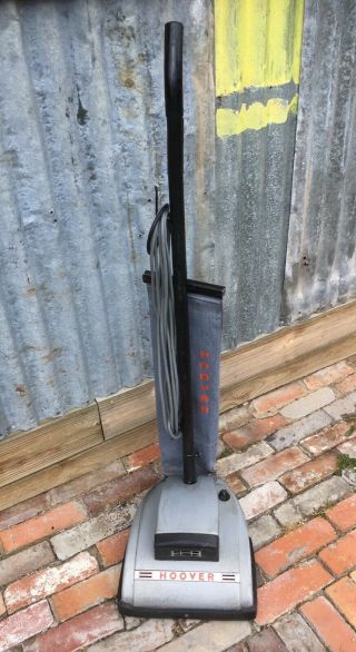 Vintage Hoover 912a Industrial Commercial Upright Vacuum Cleaner Heavy Duty.