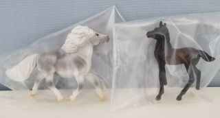 Breyer Stablemates Sr Dapple Grey Pony And Dark Bay Foal Model Horses - Nip