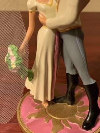 Disney Store Tangled Ever After Ornament Rapunzel And Flynn Rider 2