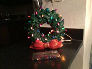 Vintage Mid - Century Ceramic Light - Up Christmas Wreath & Bow Multi Colored 11 - 1/2