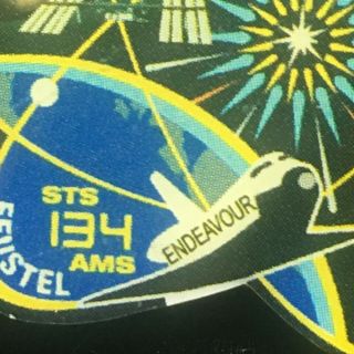 NASA Space Shuttle Endeavor STS - 134 Epoxy Lapel Tack Pin ISS assembly ULF6 3