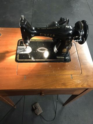 Vintage Singer Electric Sewing Machine Model 99 - 31 - In Cabinet