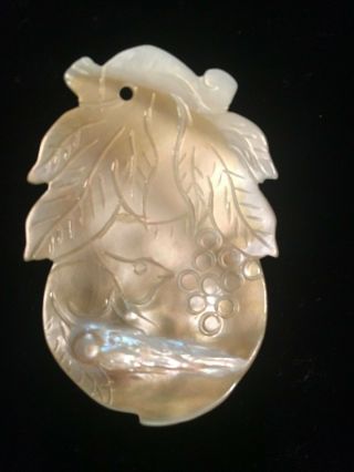 Vintage Carved Chinese Mother Of Pearl Mop Blister Pearl Fruit Leaves Animal 1