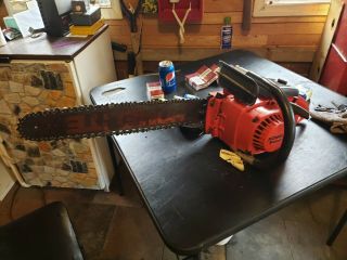 Homelite XL - 12.  1 Vintage Chainsaw Red w/20” Bar and Chain 2
