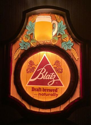 Blatz Beer Draft Brewed Rare Vintage 1974 Lighted Sign 20 " H X 17 " W X 5.  5 " D