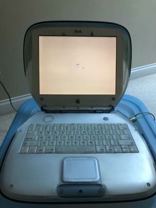 Apple iBook G3 Clamshell PowerPC Blueberry Vintage 1999 - bundled with charger 2