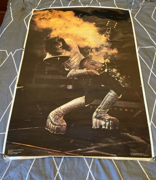 Vintage - Kiss - Ace Frehley 1977 - Aucoin - Smoking Guitar Poster -