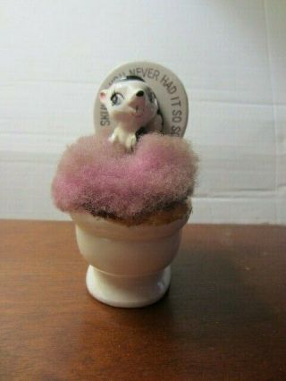 Vintage Porcelain Skunk Figurine Sitting On A Toilet 4 1/2 " Tall