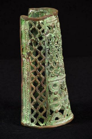 12064 Bronze: An Old Benin King Armband Nigeria