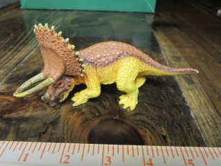 Schleich Dinosaur Model Yellow On Brown Triceratops