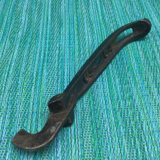 Vintage Cs 64 Cast Iron Handle Coal Wood Stove Lid Lifter Shaker Grate Hand Tool