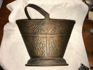 Vintage Hammered Ash Coal Scuttle Bucket Rustic Primitive Copper Or Brass 2