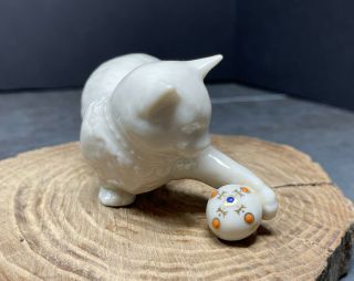 Vintage Lenox White Bone China Cat Kitten & Ball Figurine MADE IN USA 2
