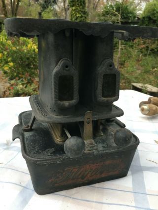 Vintage Central Oil & Gas Co Miniature " Florence " Cast Iron Kerosene Stove Heater