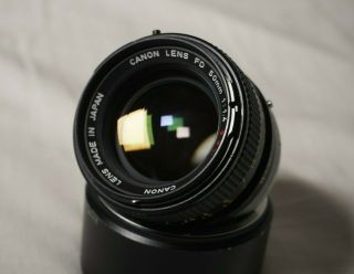 Vtg Canon Fd 50mm F1.  4 S.  S.  C Standard Lens W/ Canon Hood Bs - 52 From Japan