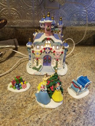 A40 - Disney Princess Brass Key Porcelain Village Lighted W/ Princess Figurines