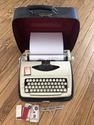Vintage Royal Lark Typewriter In Travel Case With Keys Made In Holland