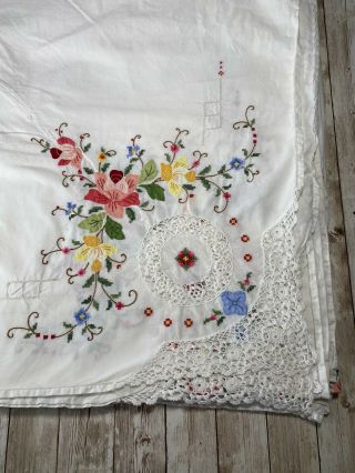 Vtg Cross Stitch Tablecloth Embroidered Flowers & Crochet Lace Inserts 86 X 100