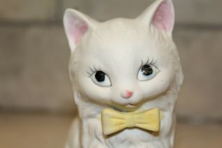 Ceramic White Cat Sitting on Pink Pillow Figurine Animal Blue Eyed Kitten 2