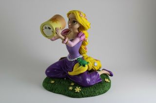 Disney Parks Tangled Rapunzel Light - Up Lantern & Pascal 7 " Figure Figurine