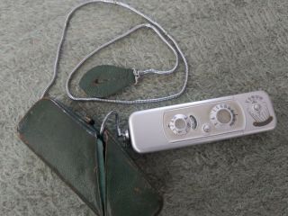Vtg Minox B Wetzlar German Made Miniature Spy Camera W Case Circa 1958 - 1972
