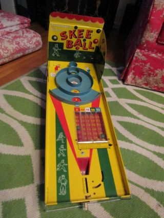 Vintage Marx Tin Litho Automatic Score Skee Ball Game Complete 8 Wood Balls 50s