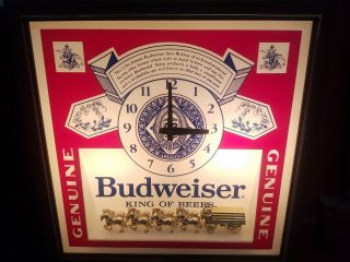 Vintage.  Budweiser Beer 3d Clydesdales Lighted Clock Advertising Sign