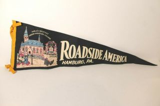 Vintage Roadside America Hamburg,  Pa Felt Souvenir Flag Pennant 1950 