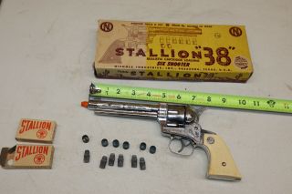 Vintage Nichols Stallion 38 Cartridge Loading Six Shooter Cap Revolver Gun & Box