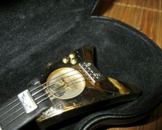 Gibson USA 1996 Wristwatch - ' 67 Flying V Quartz Guitar Watch 2