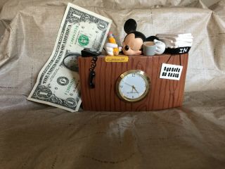 Rare Disney Mickey Mouse Quartz Analog Desk Clock