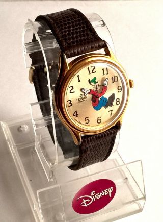 Vintage Lorus / Seiko Gold Tone Backwards Goofy Watch