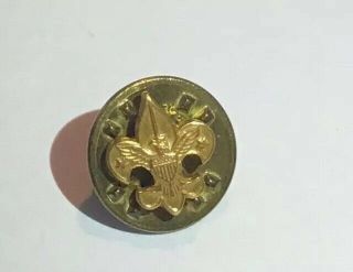 SMALL DETAILED VTG CARVED BOY SCOUTS OF AMERICA EAGLE FLEUR DE LIS GOLD TONE PIN 2