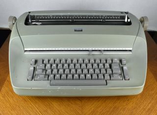 Vtg Ibm Selectric Model 72 Electric Typewriter Green 1960s
