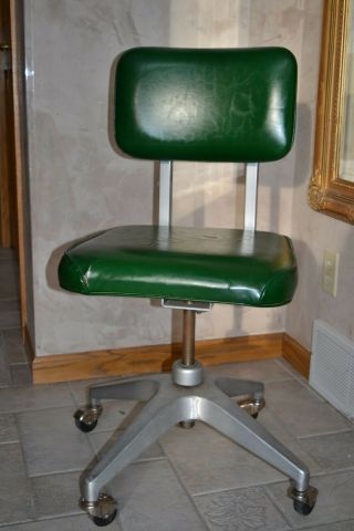 Vintage Mcm Industrial Swivel Rolling Tanker Office Chair Propeller Base Green