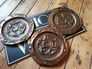 Antique Vintage Arts And Crafts Metal Copper Plates Chargers