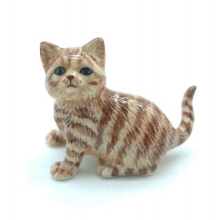 Cat Kitten Ceramic Figurine Animal Miniature Folded Ear White & Black - Cck108