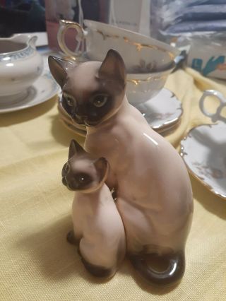 Vintage Ceramic Porcelain Cats Mother And Child Figurine
