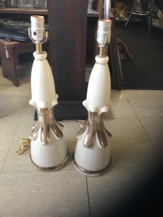 Pair Mid Century Modern Glazed White And Gold Ceramic Table Lamps