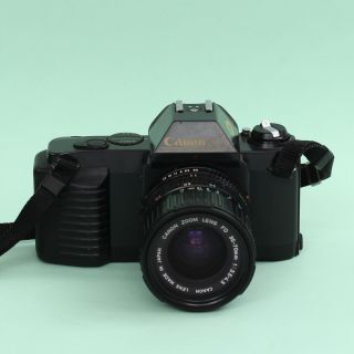 Vintage Canon T50 35mm Slr Film Camera W/ 35 - 70mm F/ 3.  5 - 4.  5 Zoom Lens & Case