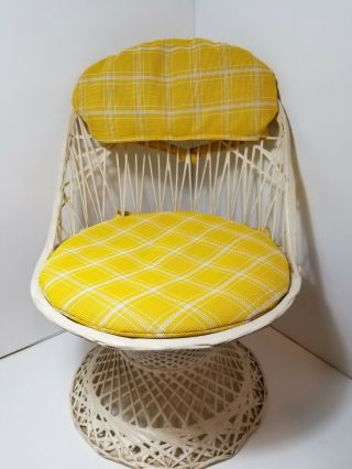 Rare Vintage Mid Century Modern Spun Fiberglass Russell Woodard Childs Chair