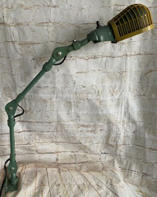 Vintage Industrial Green Articulated Workbench Machine Desk Task Lamp Work Light