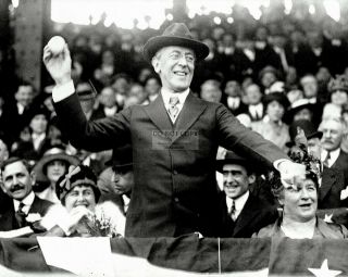 President Woodrow Wilson Ceremonial First Pitch In 1919 - 8x10 Photo (ep - 702)