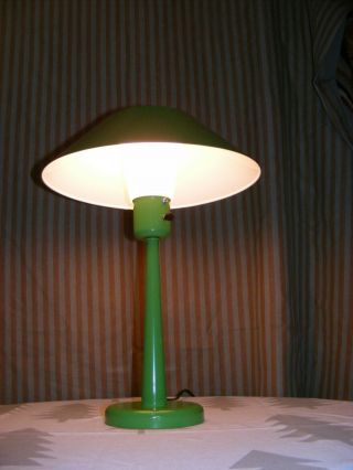 RARE Mid - Century Gerald Thurston for Lightolier Lime Green Metal Table Lamp 2